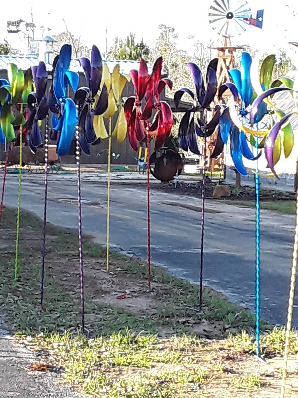 Uncle Dougs | restaurant | 14812 TX-21, Douglass, TX 75943, USA | 9365858502 OR +1 936-585-8502