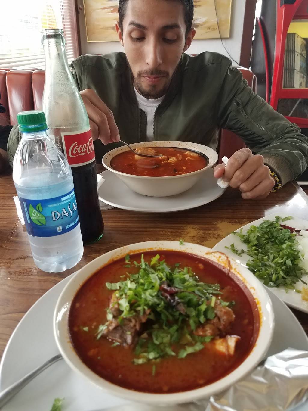 Tacos El Porton | restaurant | 2201 E Alondra Blvd, Compton, CA 90221, USA | 3106087383 OR +1 310-608-7383