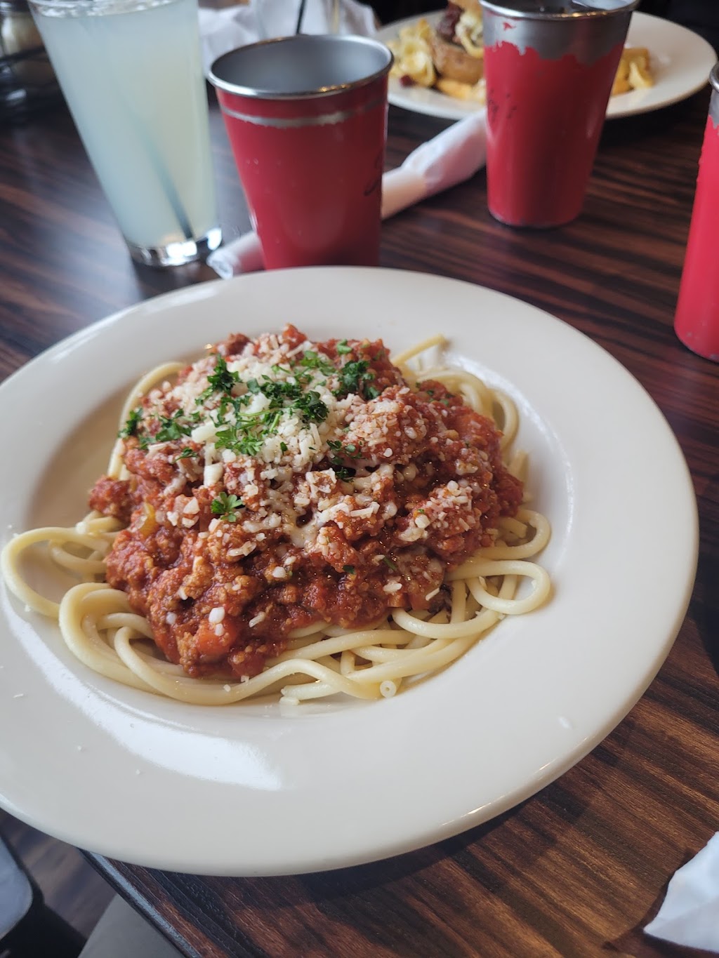 Sparky’s Landing | restaurant | 316 N Mt Shasta Blvd, Mt Shasta, CA 96067, USA | 5309186015 OR +1 530-918-6015