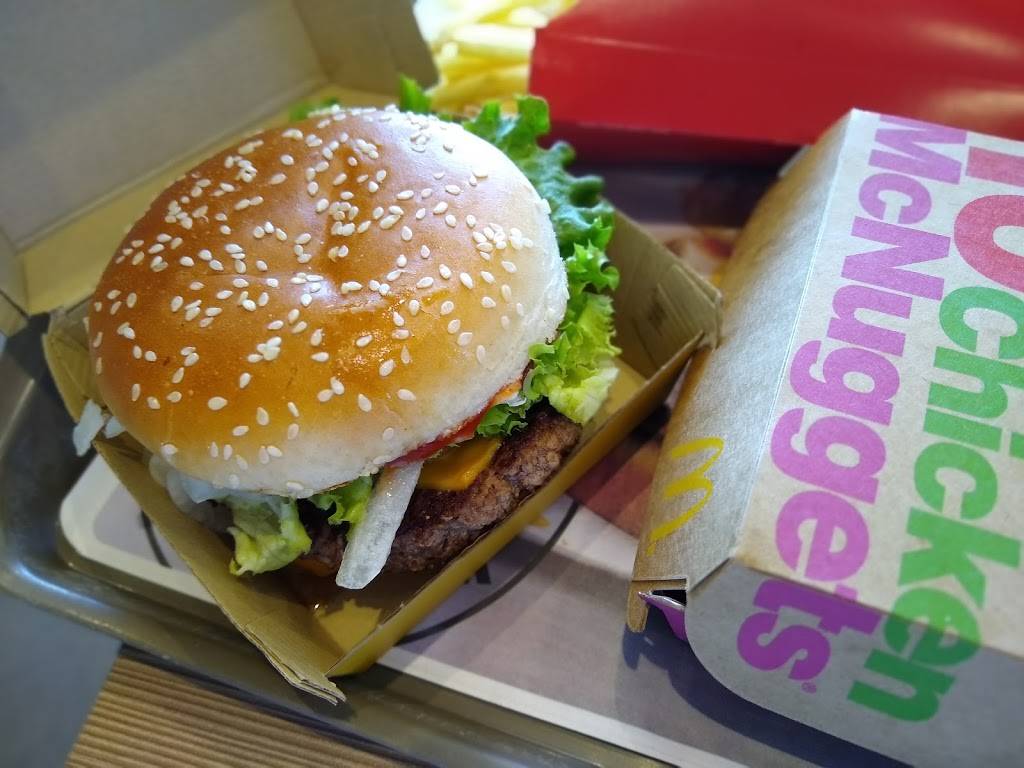 McDonalds | cafe | 7355 E Point Douglas Rd, Cottage Grove, MN 55016, USA | 6514599415 OR +1 651-459-9415