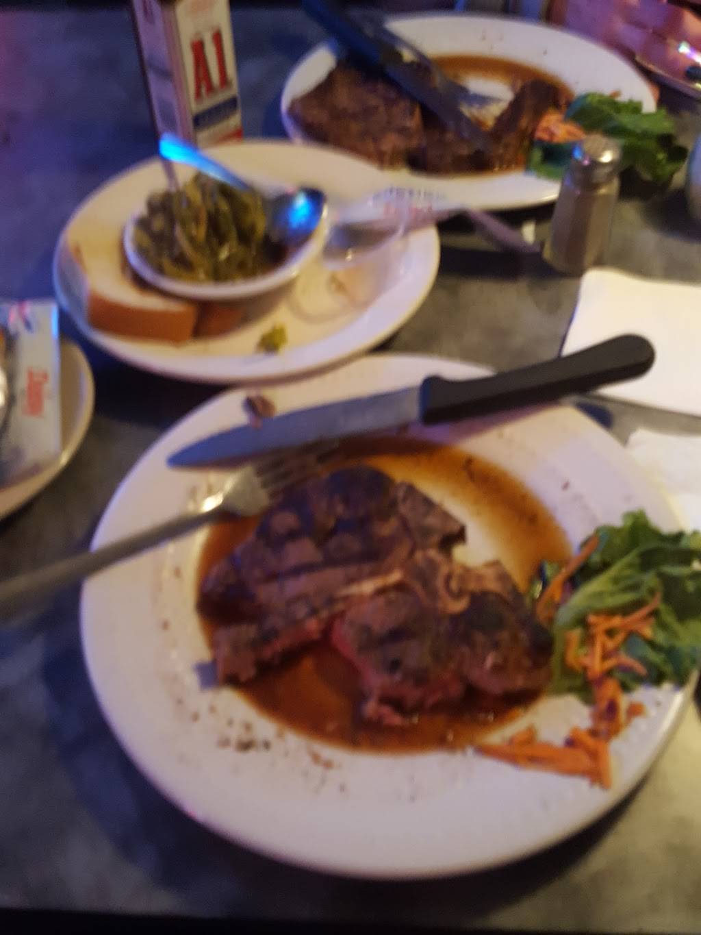 Trax Lounge | night club | 4250 New Rd, Youngstown, OH 44515, USA | 3307992249 OR +1 330-799-2249