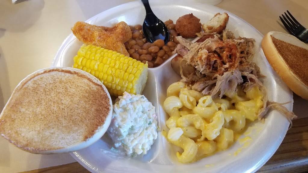 Mutts BBQ Restaurant | restaurant | 101 W Rd, Greer, SC 29650, USA | 8648483999 OR +1 864-848-3999