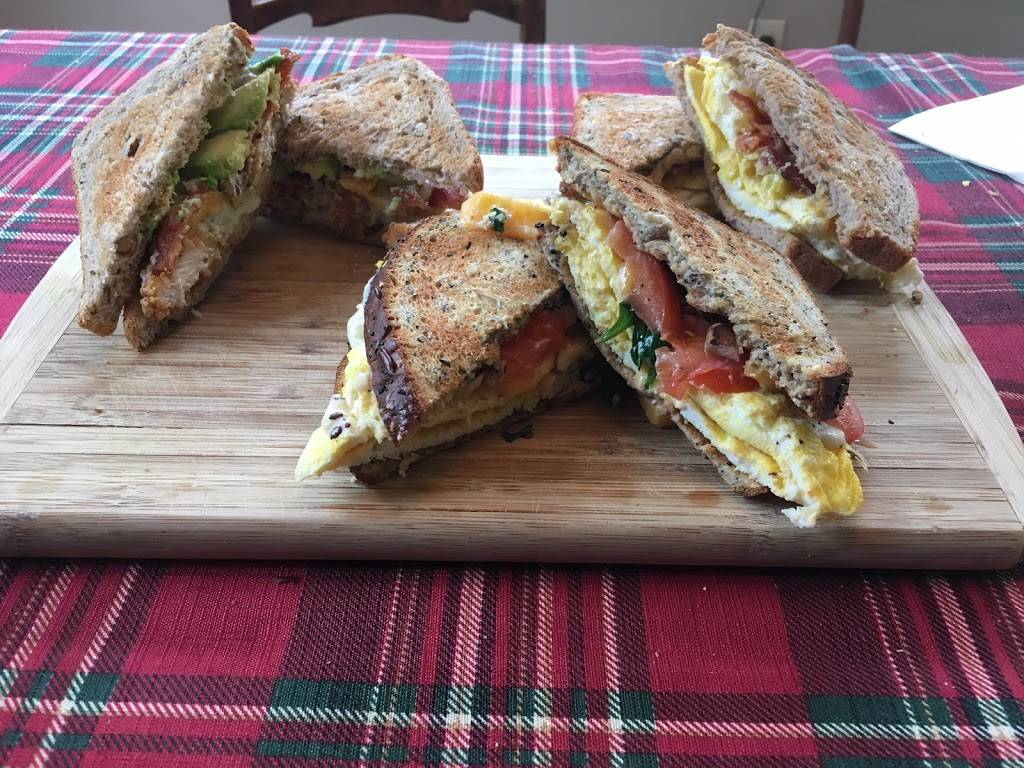 Breakfast in the Hood | restaurant | 38424 Pioneer Blvd #8, Sandy, OR 97055, USA | 5037062399 OR +1 503-706-2399