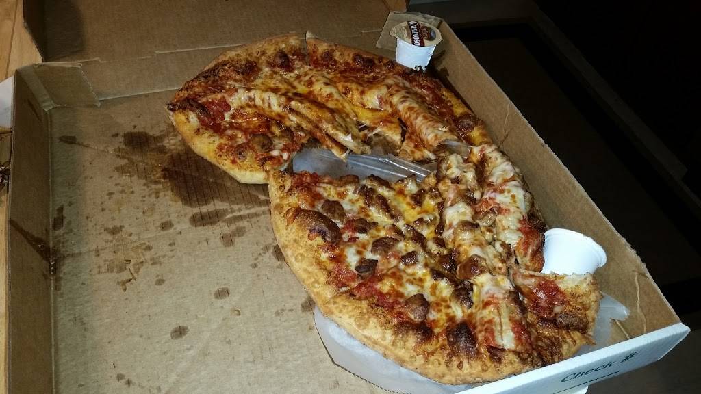 Paisanos Pizza | meal delivery | 5874 Crossroads Cir, Falls Church, VA 22041, USA | 7039981100 OR +1 703-998-1100