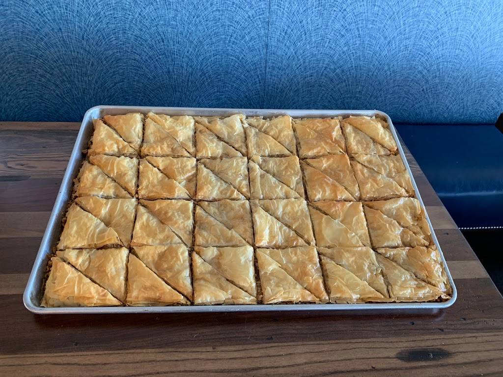 Olives A Greek Kitchen | restaurant | Waterfront Shoppes, 207 Queen Elizabeth Ave 1st Floor, Manteo, NC 27954, USA | 2524233322 OR +1 252-423-3322