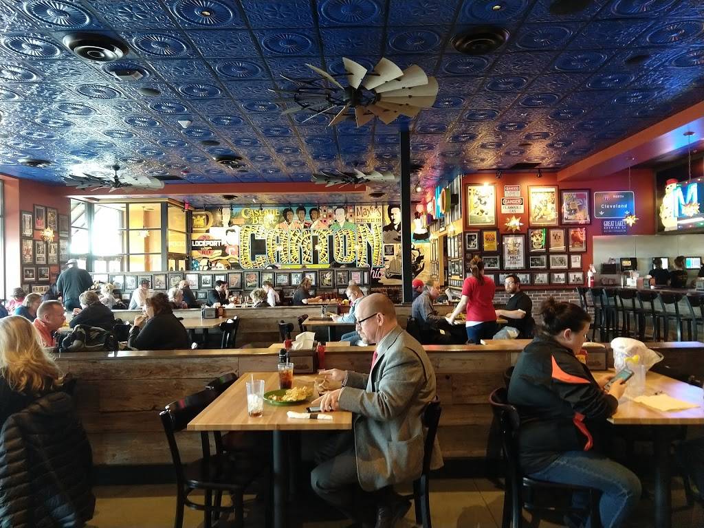 Melt Bar and Grilled | restaurant | 4199 Belden Village St NW, Canton, OH 44718, USA | 3304944604 OR +1 330-494-4604