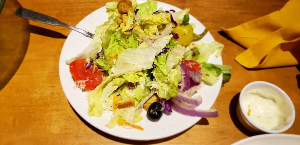 Olive Garden Italian Restaurant | meal takeaway | 801 NE Coronado Dr, Blue Springs, MO 64014, USA | 8162243093 OR +1 816-224-3093