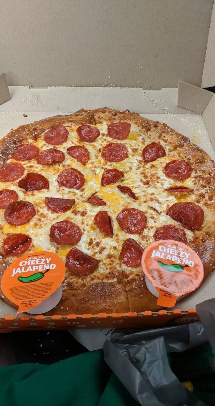 Little Caesars Pizza | meal takeaway | 1408 W Main St, Troy, OH 45373 | 9373329400 OR +1 937-332-9400