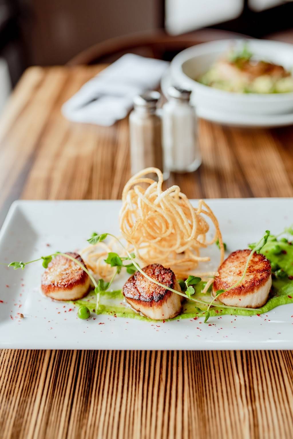 Skyline | restaurant | 712 Church St, Lynchburg, VA 24504, USA | 4346164425 OR +1 434-616-4425