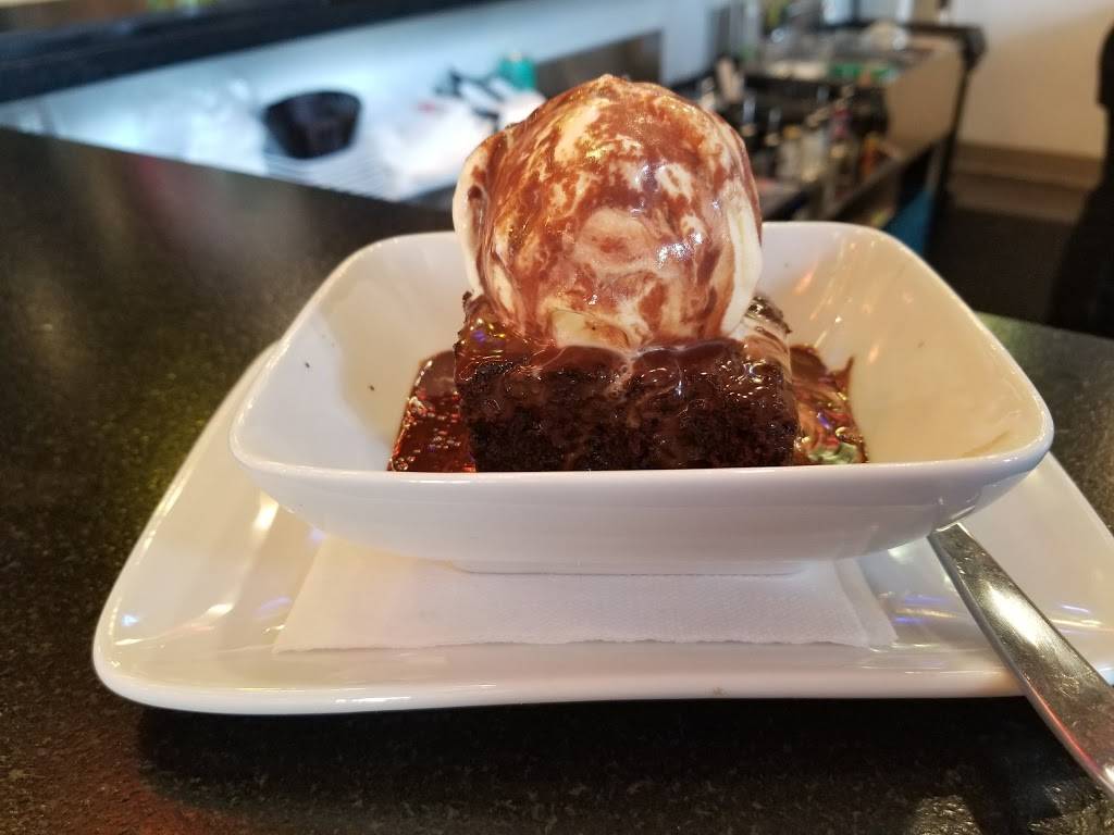 Piola Memorial | restaurant | 1415 S Voss Rd STE 135, Houston, TX 77057, USA | 8326685436 OR +1 832-668-5436