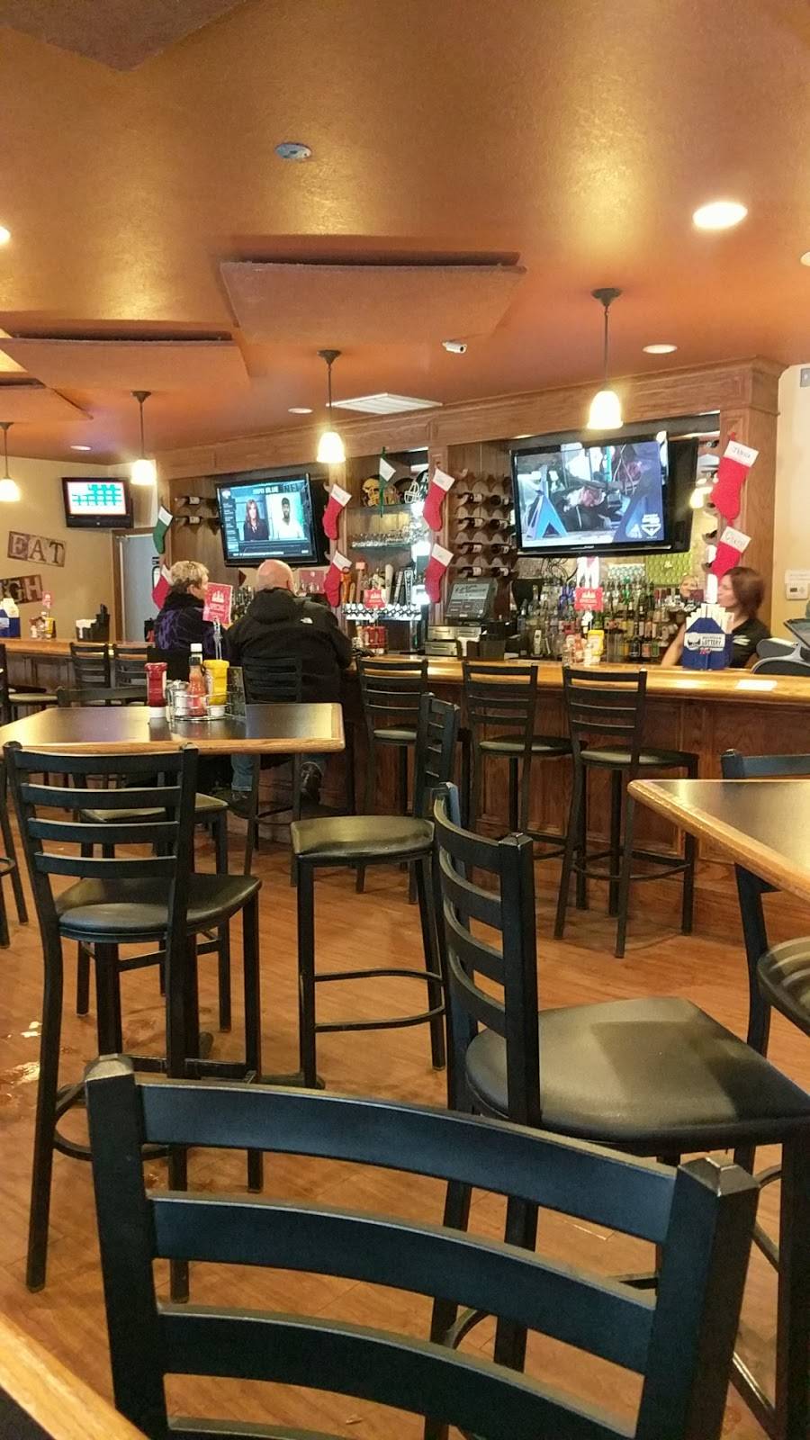 Lefty & Romos Bar & Grill | restaurant | 1985 Holton Rd, Muskegon, MI 49445, USA | 2317443222 OR +1 231-744-3222