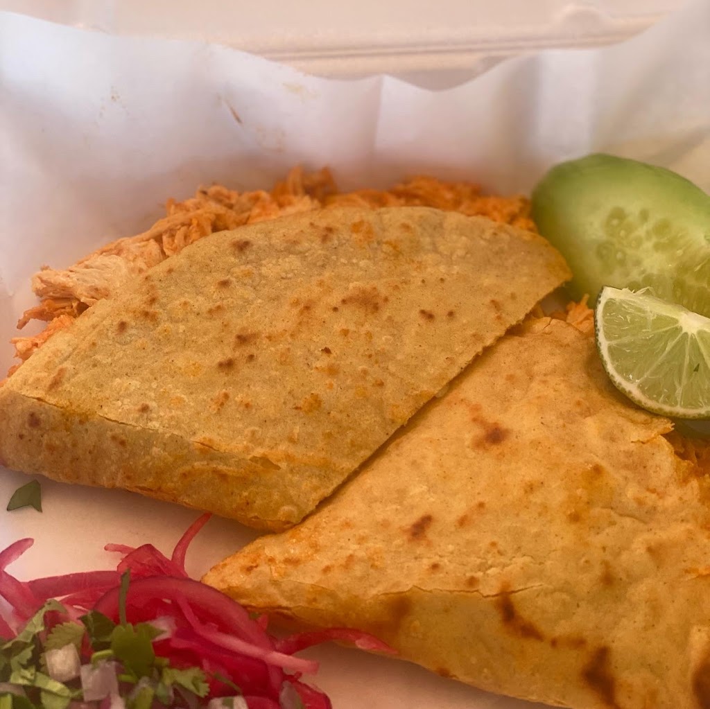 Pozolería Doña Ana | restaurant | 9750 Woodman Ave, Arleta, CA 91331, USA | 8187933940 OR +1 818-793-3940