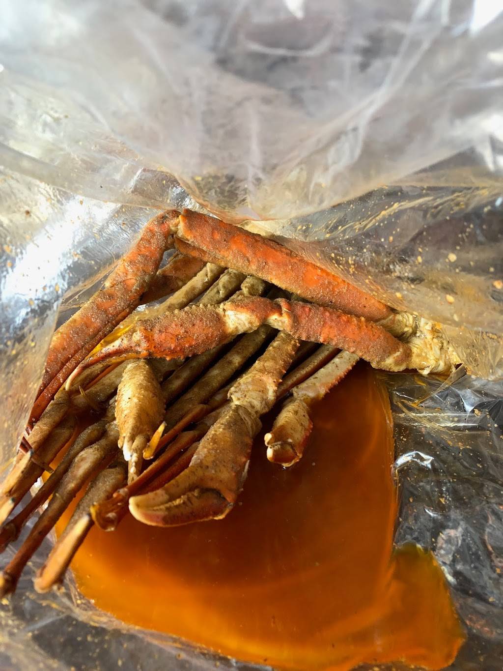 Urban Crawfish | restaurant | 670 Quince Orchard Rd, Gaithersburg, MD 20878, USA | 2404745302 OR +1 240-474-5302