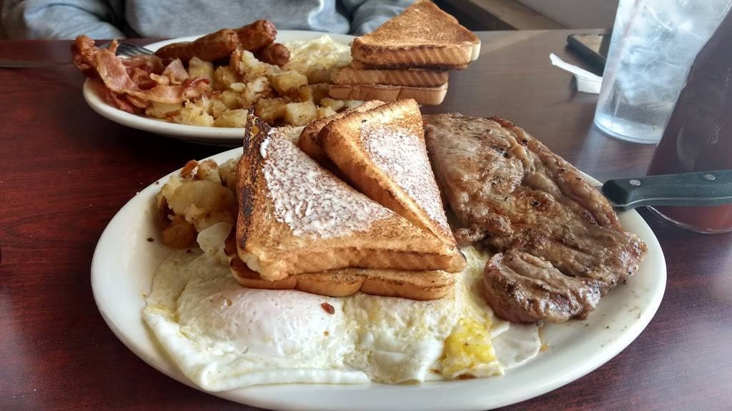 Hill Top | restaurant | 813 W Genesee Street Rd, Skaneateles, NY 13152, USA | 3156850016 OR +1 315-685-0016