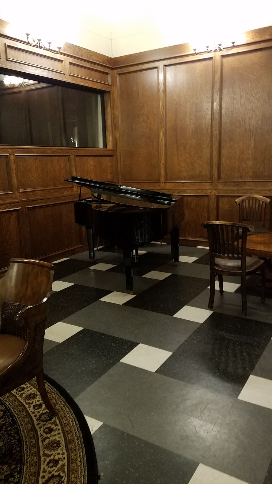 Glen Arden Club | night club | 357 Arden Ave, Glendale, CA 91203, USA | 8188444010 OR +1 818-844-4010