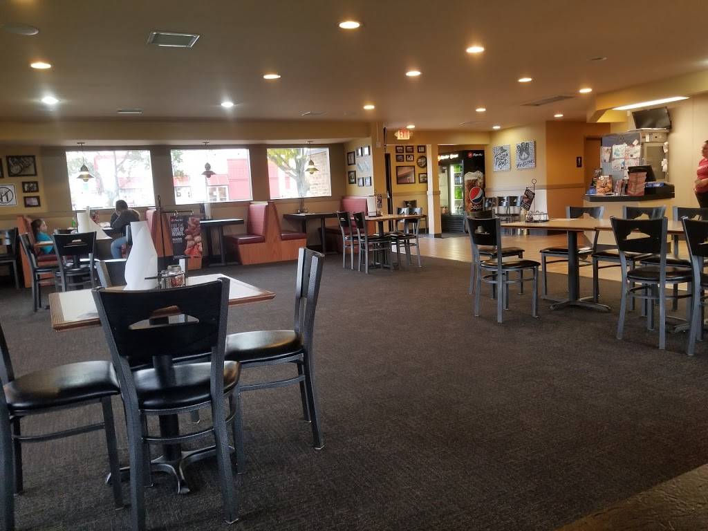 Pizza Hut | restaurant | 428 N Broad St, Fairborn, OH 45324, USA | 9378787940 OR +1 937-878-7940