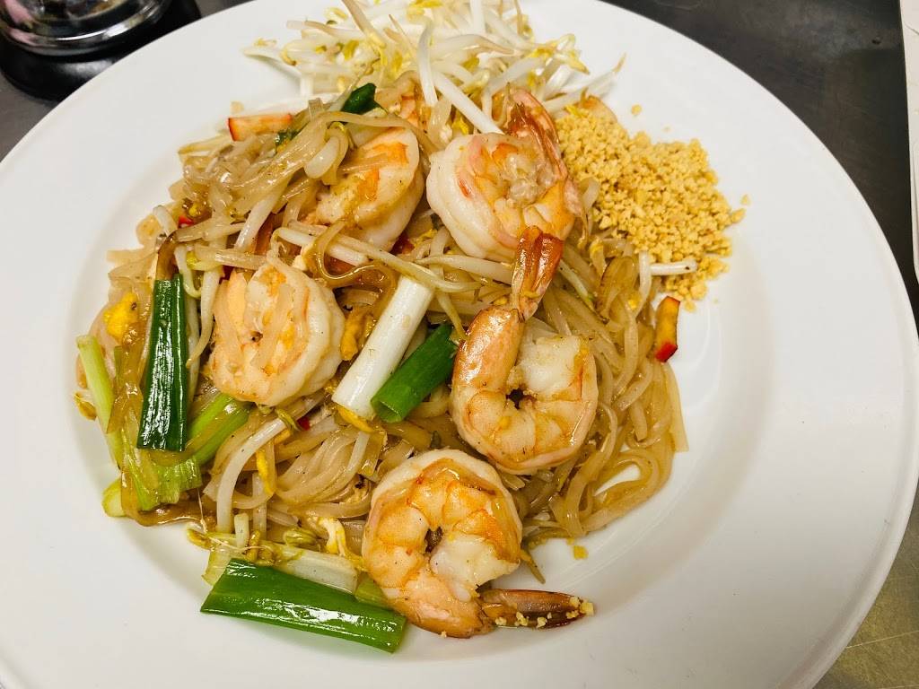 Thai Signature Local Thai Street Food and Bar | restaurant | 722 King St, Alexandria, VA 22314, USA | 7038882458 OR +1 703-888-2458