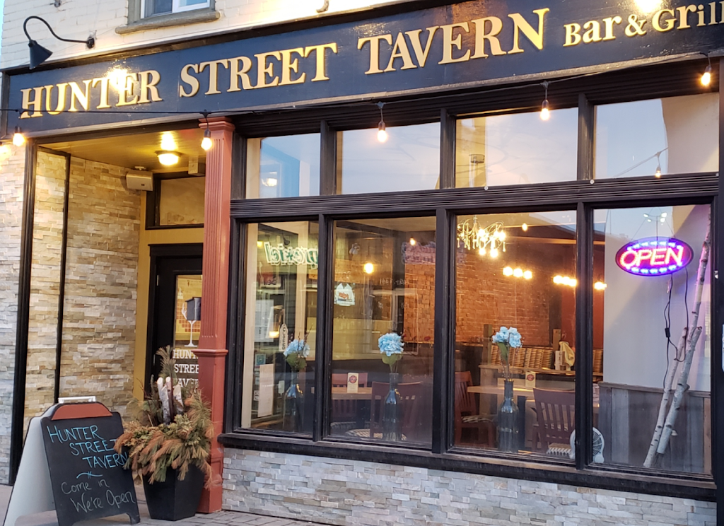 Hunter Street Tavern | restaurant | 211 Hunter St W, Peterborough, ON K9H 2L1, Canada | 7057752033 OR +1 705-775-2033