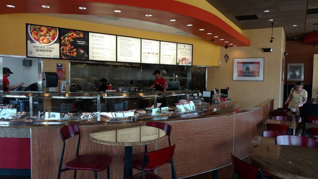 Panda Express | meal takeaway | 2316 W War Memorial Dr, Peoria, IL 61613, USA | 3096819702 OR +1 309-681-9702