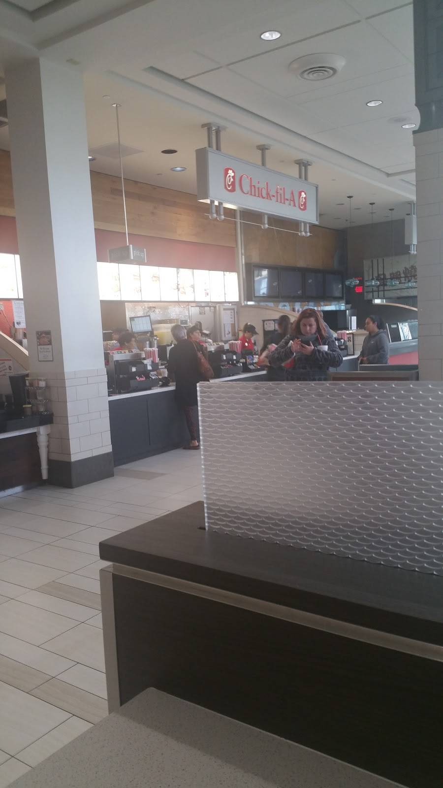 Chick-fil-A | restaurant | 4400 Sharon Rd, Charlotte, NC 28211, USA | 7043645770 OR +1 704-364-5770