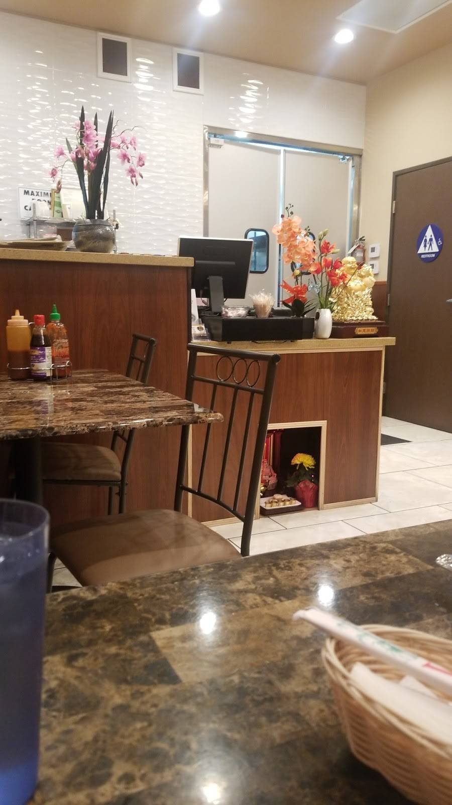 Pho 62 Grill and Noodle | restaurant | 1420 S Riverside Ave, Rialto, CA 92376, USA | 9094214887 OR +1 909-421-4887