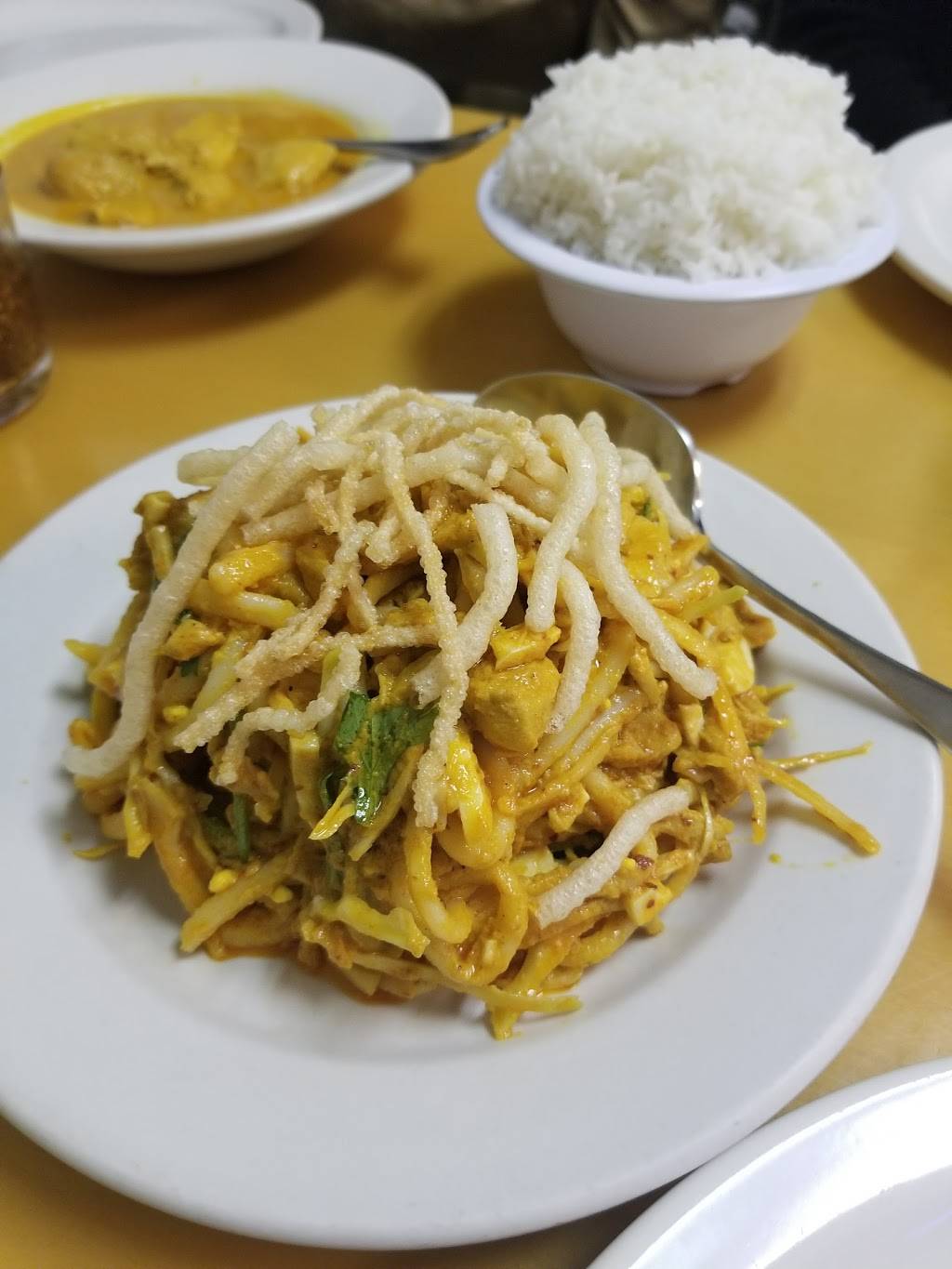 Myanmar Restaurant | restaurant | 7810-C Lee Hwy, Falls Church, VA 22042, USA | 7032890013 OR +1 703-289-0013