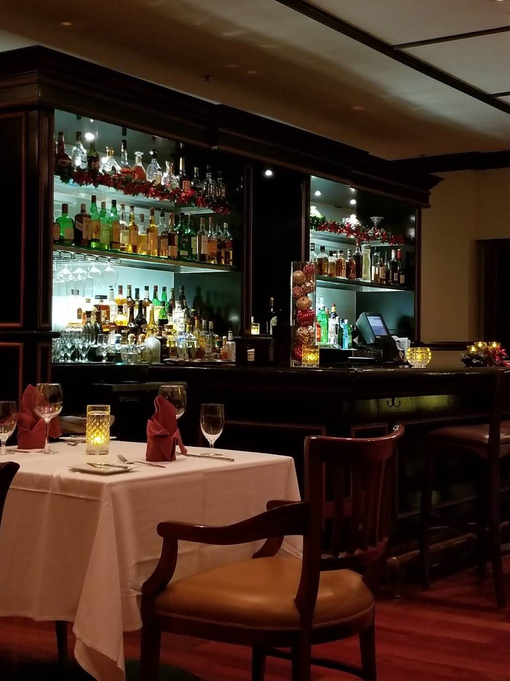 Irelands Steakhouse | restaurant | 250 Racquet Club Rd, Weston, FL 33326, USA | 9543495656 OR +1 954-349-5656