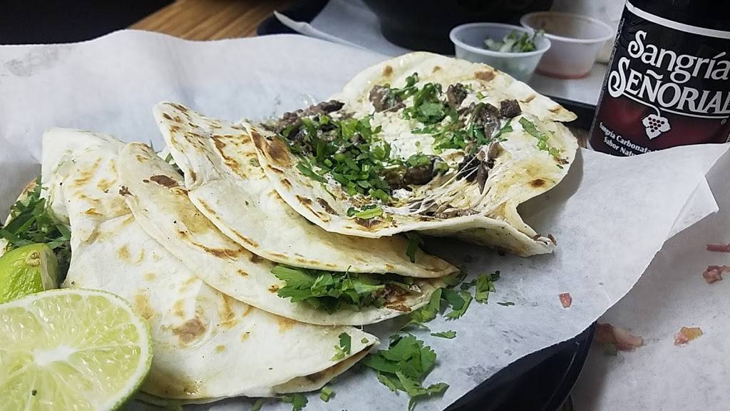 La Calle Taqueria Y Carnitas | restaurant | 1565 W Alameda Ave, Denver, CO 80223, USA | 7205836586 OR +1 720-583-6586