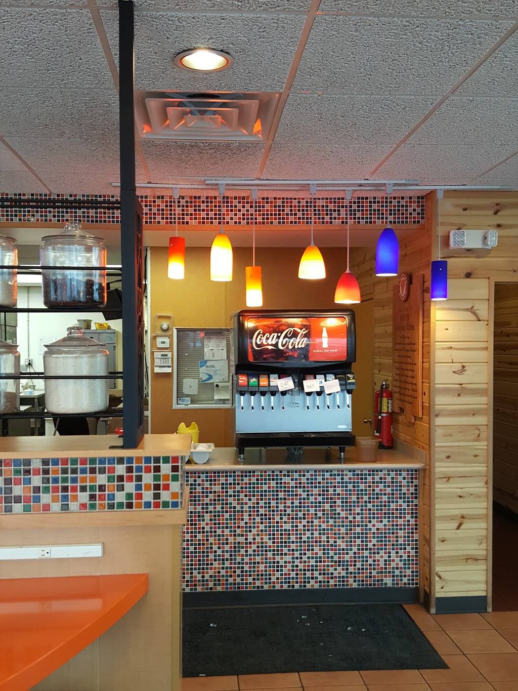 Popeyes Louisiana Kitchen | restaurant | 2701 95th St, Evergreen Park, IL 60805, USA | 7084249555 OR +1 708-424-9555