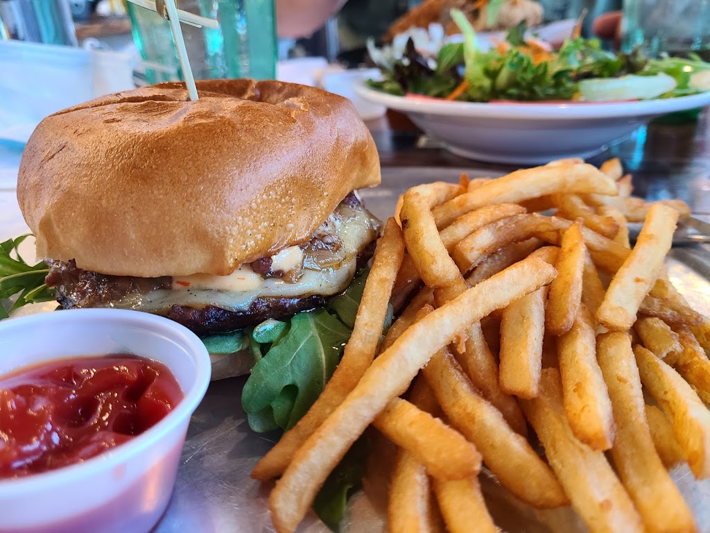 San Juan Island Brewing Co | restaurant | 410 A St, Friday Harbor, WA 98250, USA | 3603782017 OR +1 360-378-2017