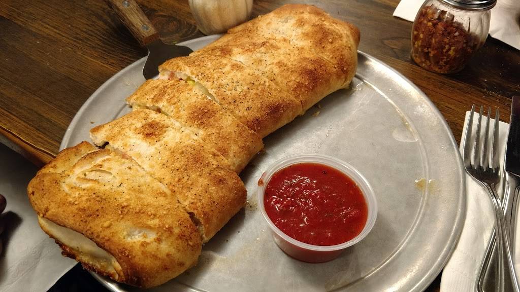 Pizzazz | restaurant | 839 Som Center Rd, Cleveland, OH 44143, USA | 4404612233 OR +1 440-461-2233