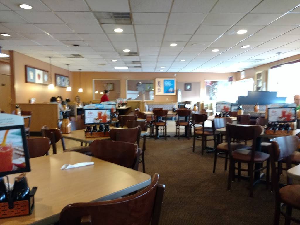 IHOP | restaurant | 22996 US-19, Clearwater, FL 33765, USA | 7277258821 OR +1 727-725-8821