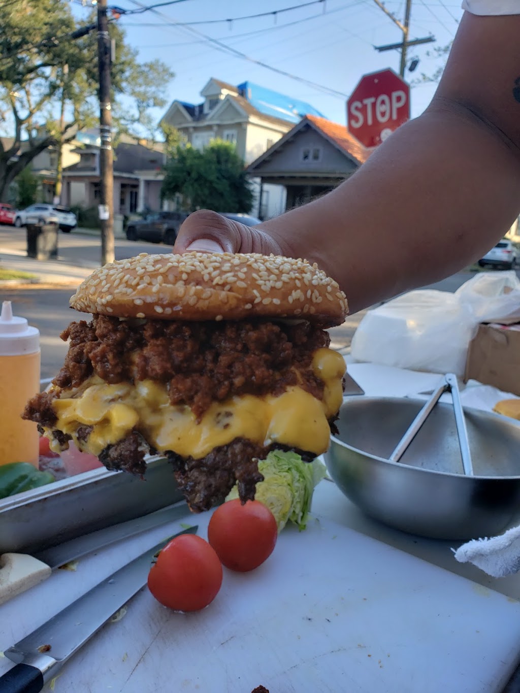 Henrys Uptown Bar | restaurant | 5101 Magazine St, New Orleans, LA 70115, USA | 5043248140 OR +1 504-324-8140