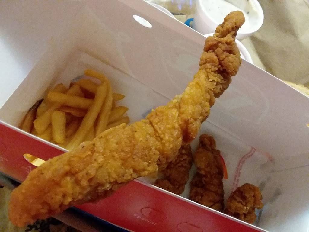 Dairy Queen Grill & Chill | restaurant | 178 E Main St, St Clairsville, OH 43950, USA | 7406951360 OR +1 740-695-1360