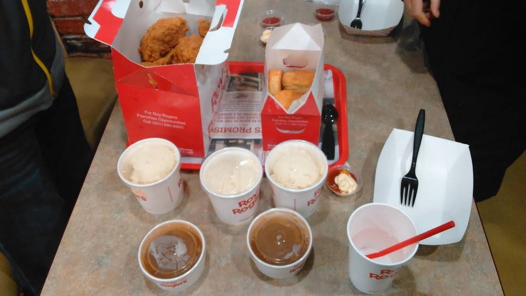 Roy Rogers | restaurant | 8860 Richmond Hwy, Alexandria, VA 22309, USA | 7037990170 OR +1 703-799-0170