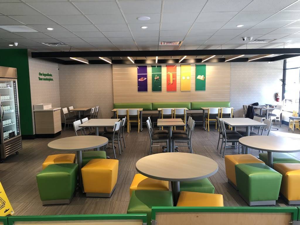 Subway 3676 | restaurant | 1979 Brownsboro Rd, Louisville, KY 40206, USA | 5027420008 OR +1 502-742-0008