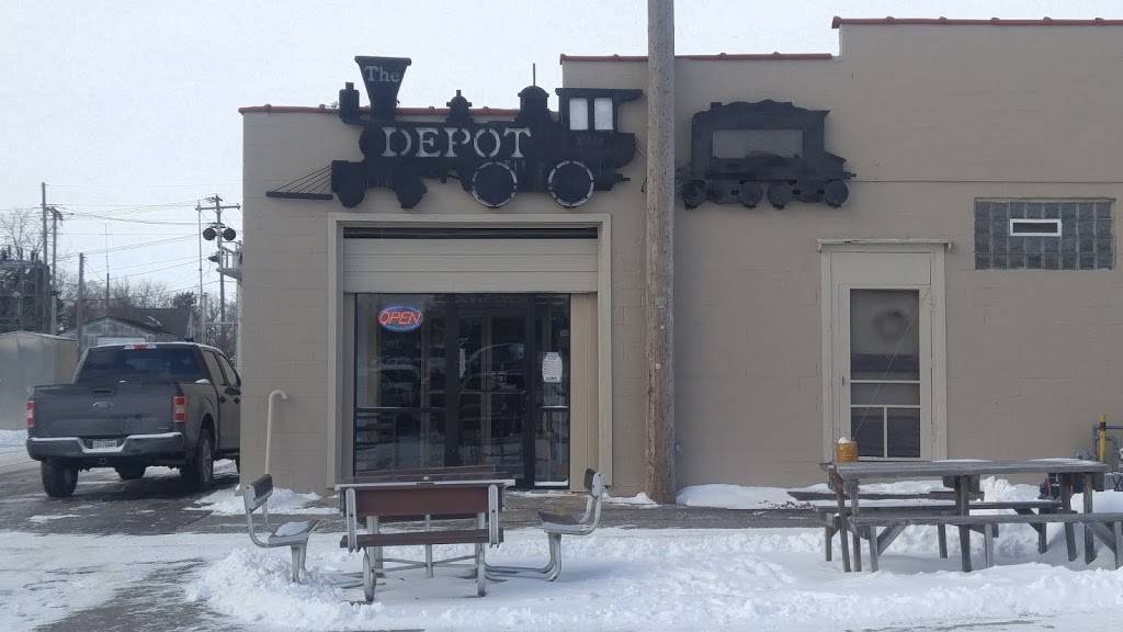 Downtown Depot | restaurant | 18 S Main St, Knox, IN 46534, USA | 5747723262 OR +1 574-772-3262
