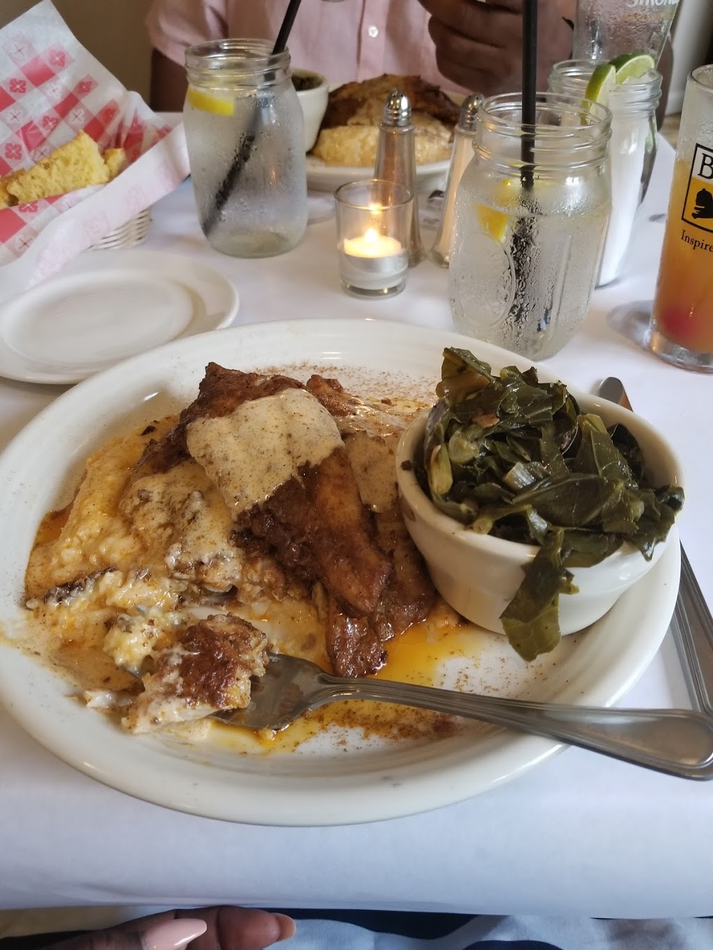 Lolas | restaurant | 15 Island Inn Rd, Oak Bluffs, MA 02557, USA | 5086936093 OR +1 508-693-6093