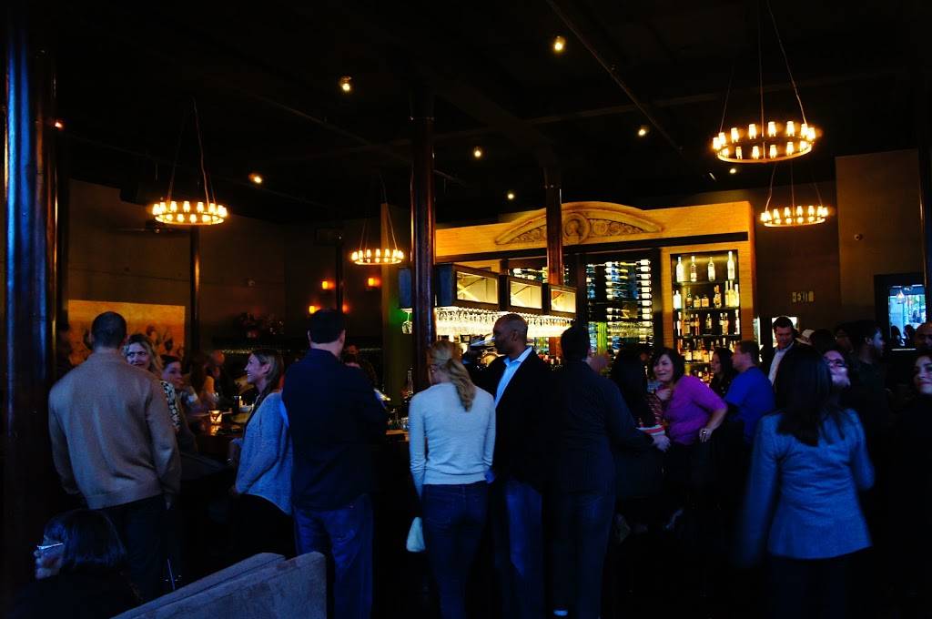 District Oakland | night club | 827 Washington St, Oakland, CA 94607, USA | 5102729110 OR +1 510-272-9110