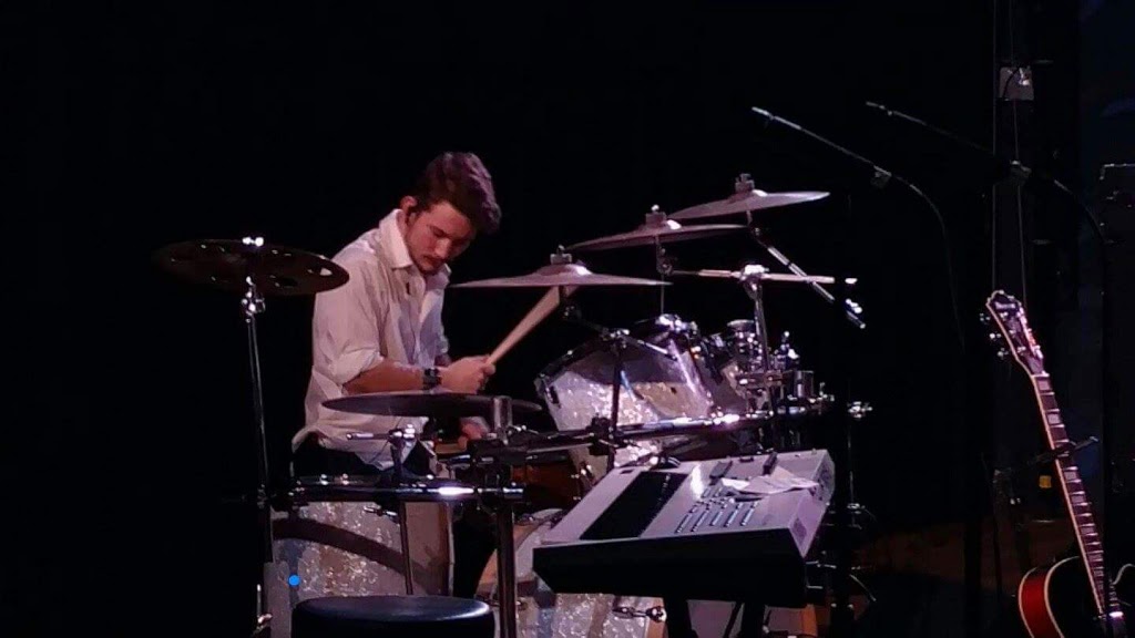 When Pigs Fly Barbeque and Catering | restaurant | 103 Seneca Trail, Lewisburg, WV 24901, USA | 3042498124 OR +1 304-249-8124