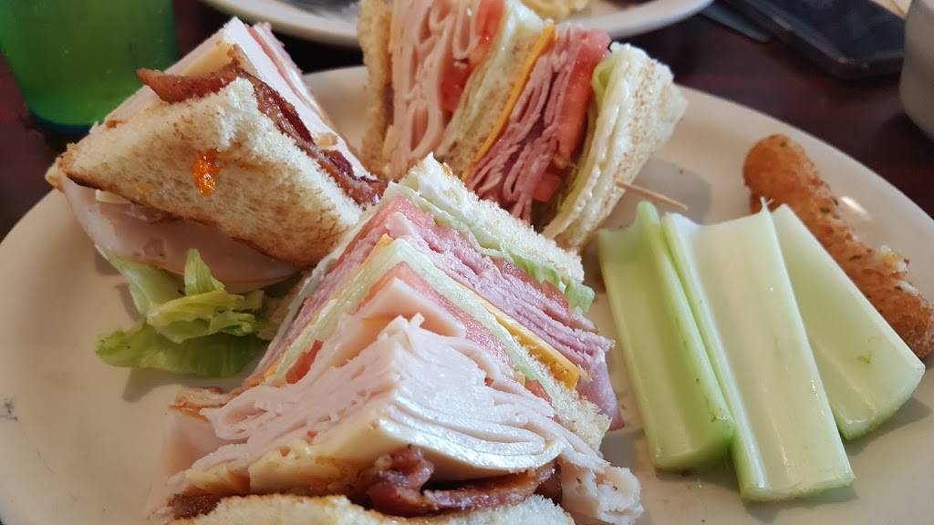 Historic Park Restaurant | restaurant | 1400 N Main St, Rushville, IN 46173, USA | 7659322940 OR +1 765-932-2940