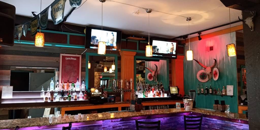 Cha Chas Southwest Kitchen & Bar | restaurant | 1419 E Cary St, Richmond, VA 23219, USA | 8047266296 OR +1 804-726-6296