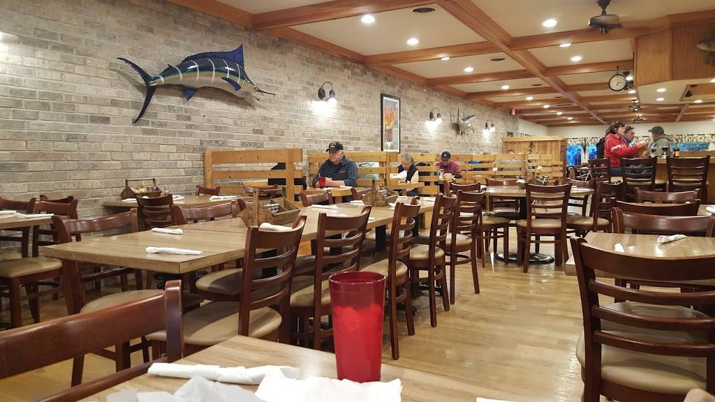 Pelletiers Restaurant & Fish Boil | restaurant | 4199 Main St, Fish Creek, WI 54212, USA | 9208683313 OR +1 920-868-3313