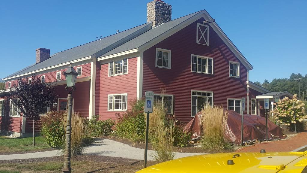 The Common Man | restaurant | 88 Range Rd, Windham, NH 03087, USA | 6038980088 OR +1 603-898-0088