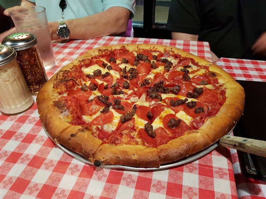 Pasquales Italian Pizzeria | restaurant | 9045 Fair Oaks Blvd G, Carmichael, CA 95608, USA | 9169444040 OR +1 916-944-4040