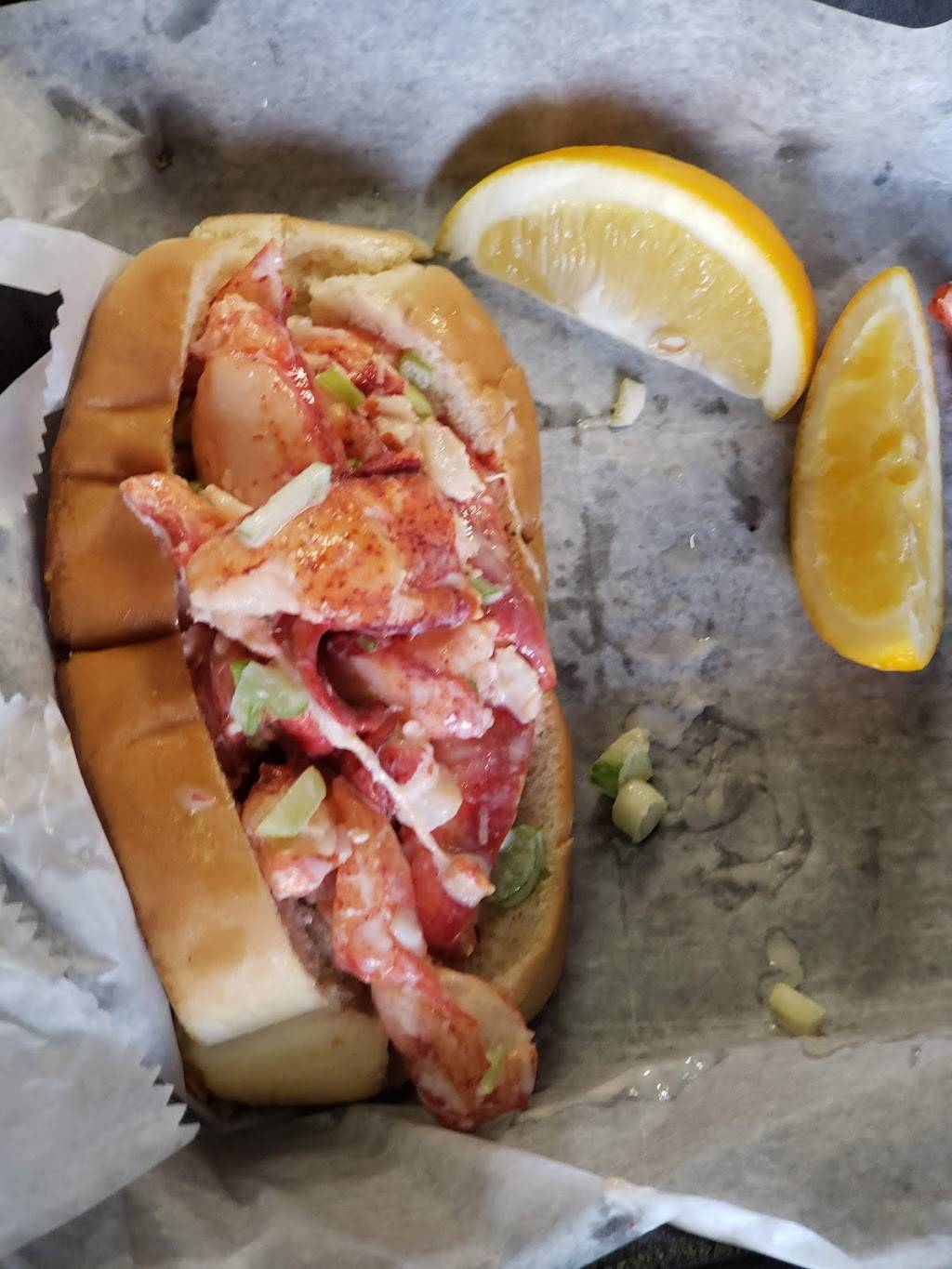 New Englands Ale House Grille Inc | restaurant | 3419 US-19 ALT, Palm Harbor, FL 34683, USA | 7277859700 OR +1 727-785-9700