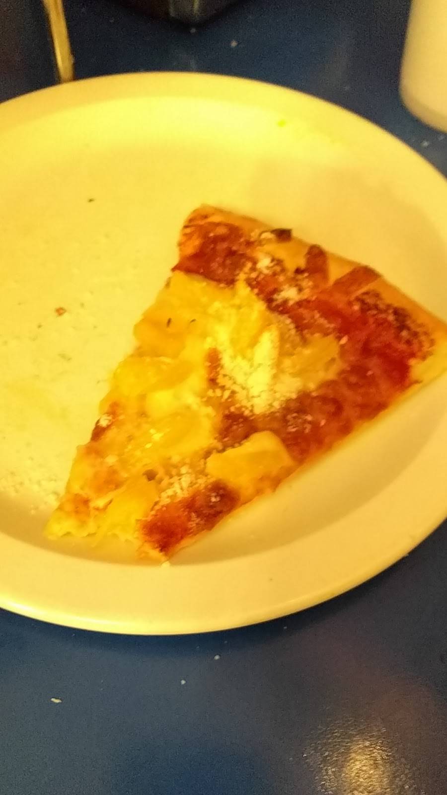 Breadeaux Pizza | meal delivery | 110 S Main St, Mt Pleasant, IA 52641, USA | 3193852306 OR +1 319-385-2306