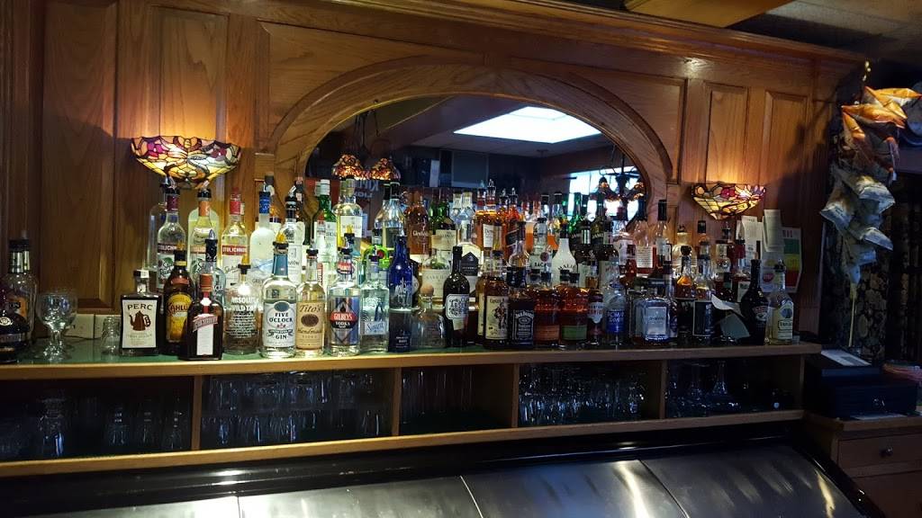 Kiplings Restaurant & Pub | restaurant | 3269, 78 Elliot St, Brattleboro, VT 05301, USA | 8022574848 OR +1 802-257-4848