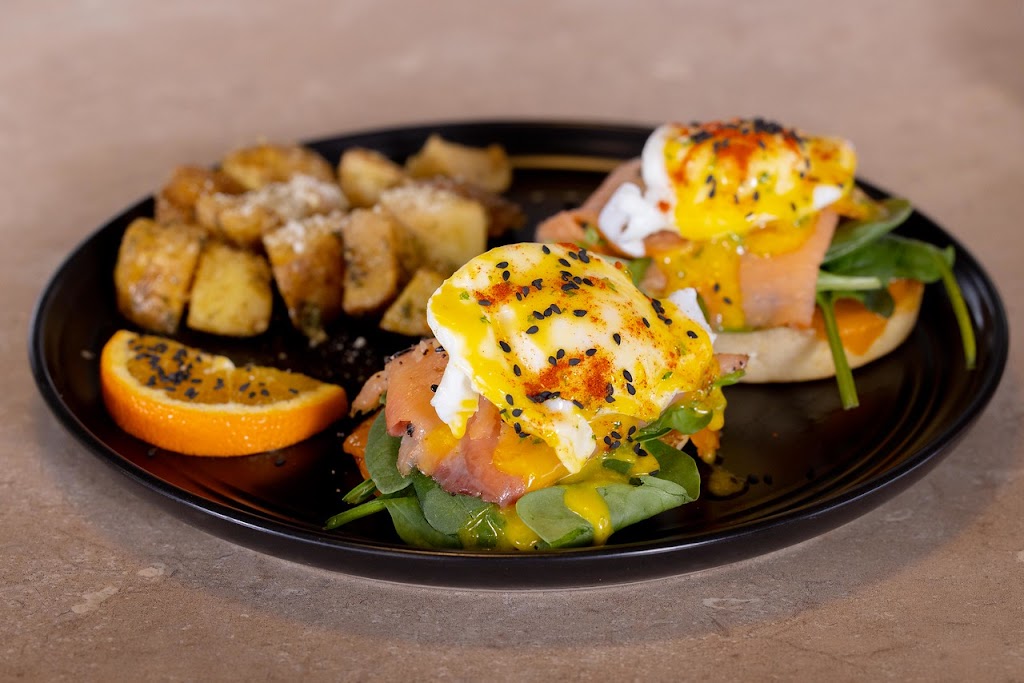 Vica’s Delights Bistro 2 Saunders | restaurant | 2357 E Saunders St ste 101, Laredo, TX 78041, USA | 9566150046 OR +1 956-615-0046