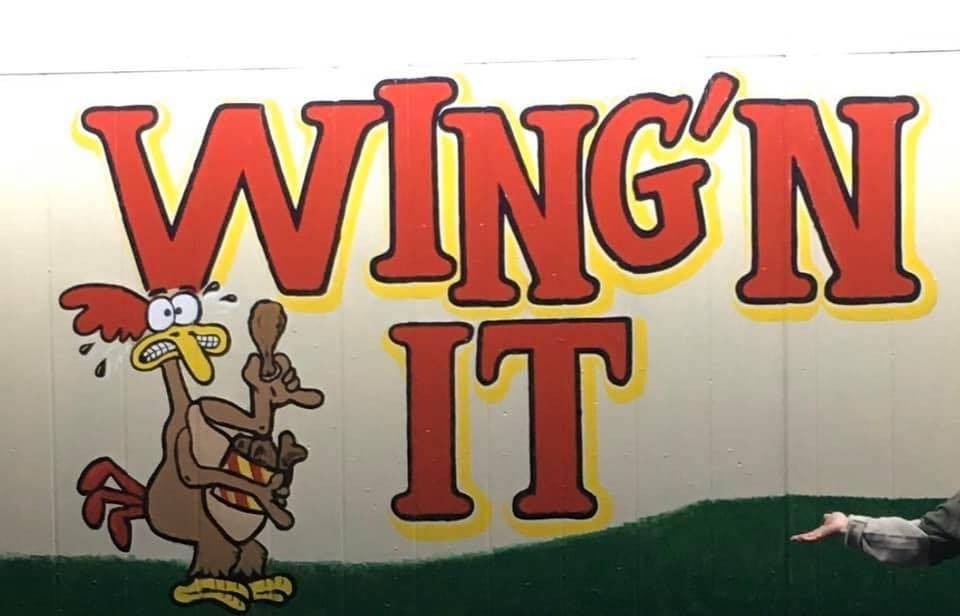WingN It | restaurant | 10 Fairgrounds Rd, Paris, TN 38242, USA | 7314074353 OR +1 731-407-4353